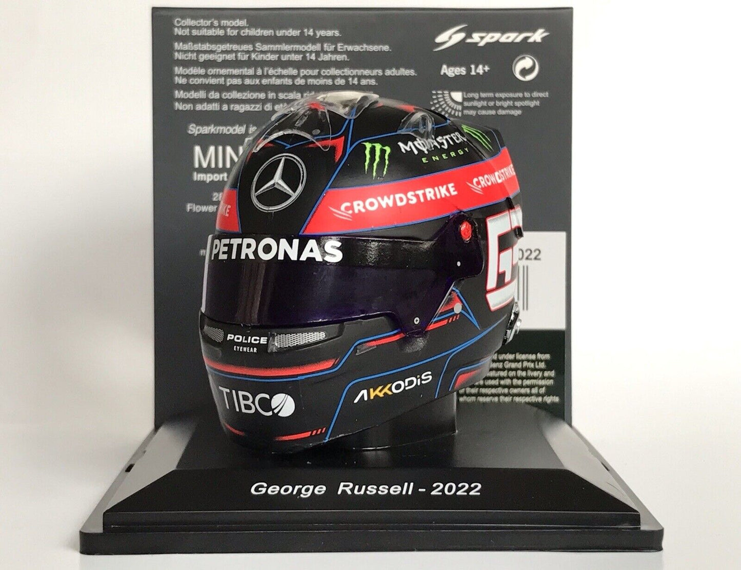 George Russell #63 Mercedes AMG F1 Mini Casco 2022 Spark 1/5