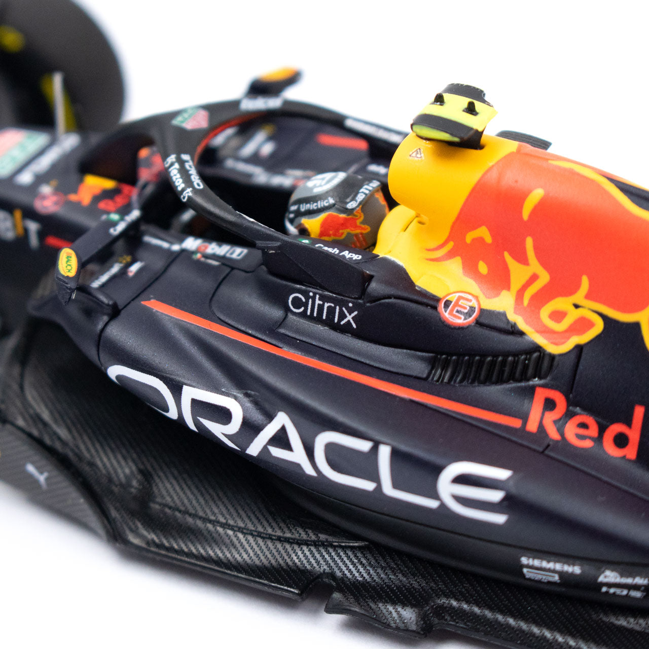 Sergio Perez Red Bull RB18 GP de Monaco 2022 Minichamps 1/43