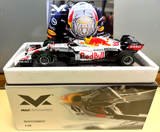 Max Verstappen #33 Red Bull RB16b GP Turquia 2021 Minichamps 1/18