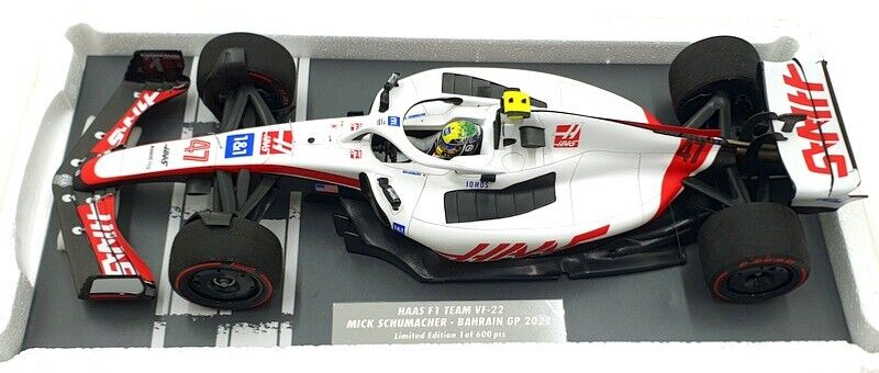 Mick Schumacher #47 Haas GP de Bahrein 2022 Minichamps 1/18