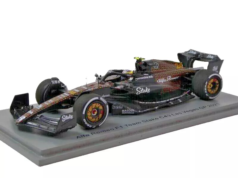 Guanyu Zhou #24 Alfa Romeo C43 Las Vegas GP 2023 Spark 1/43