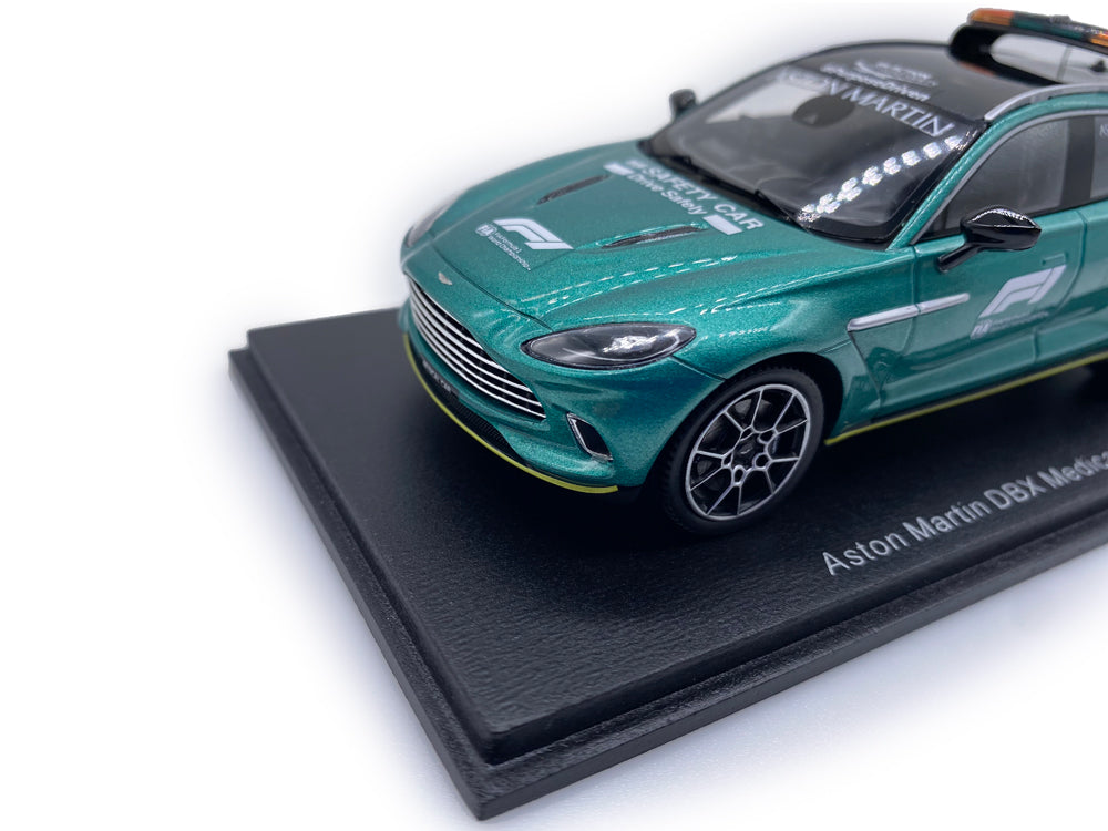 Aston Martin DBX Medical Car 2021 Spark 1/43