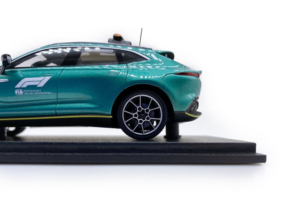 Aston Martin DBX Medical Car 2021 Spark 1/43