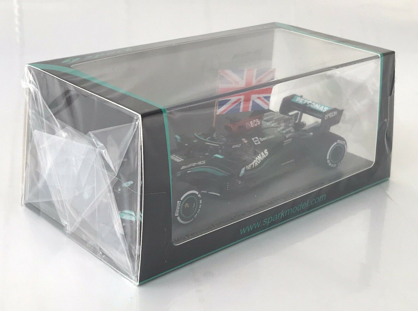 Lewis Hamilton #44 Mercedes W12 Winner British GP 2021 Spark 1/43