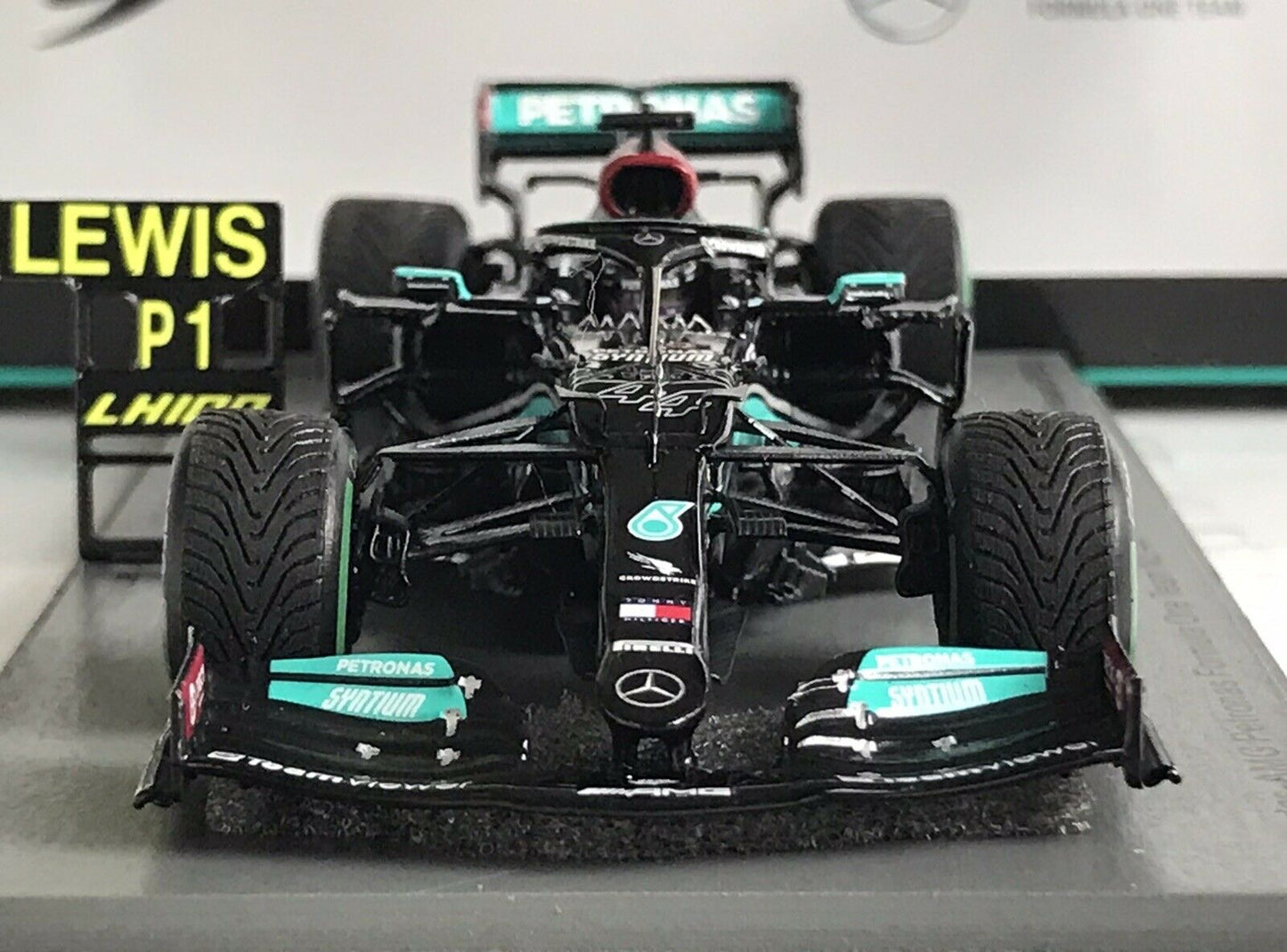 Lewis Hamilton Mercedes-AMG F1 W13 #44 Russian GP 2021 Spark 1/43