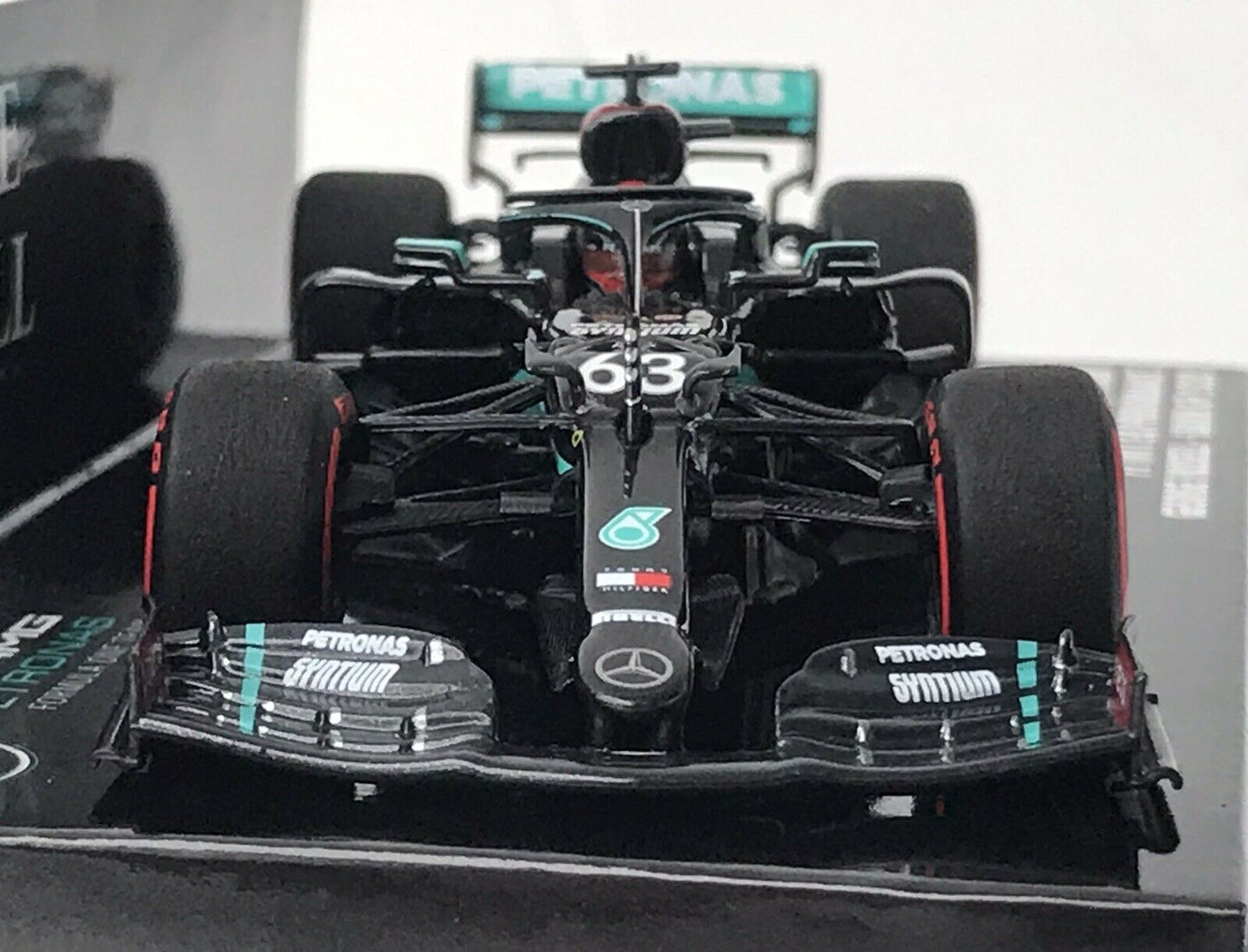 George Russell Mercedes-AMG F1 W11 #44 Sakhir GP 2020 Minichamps 1/43