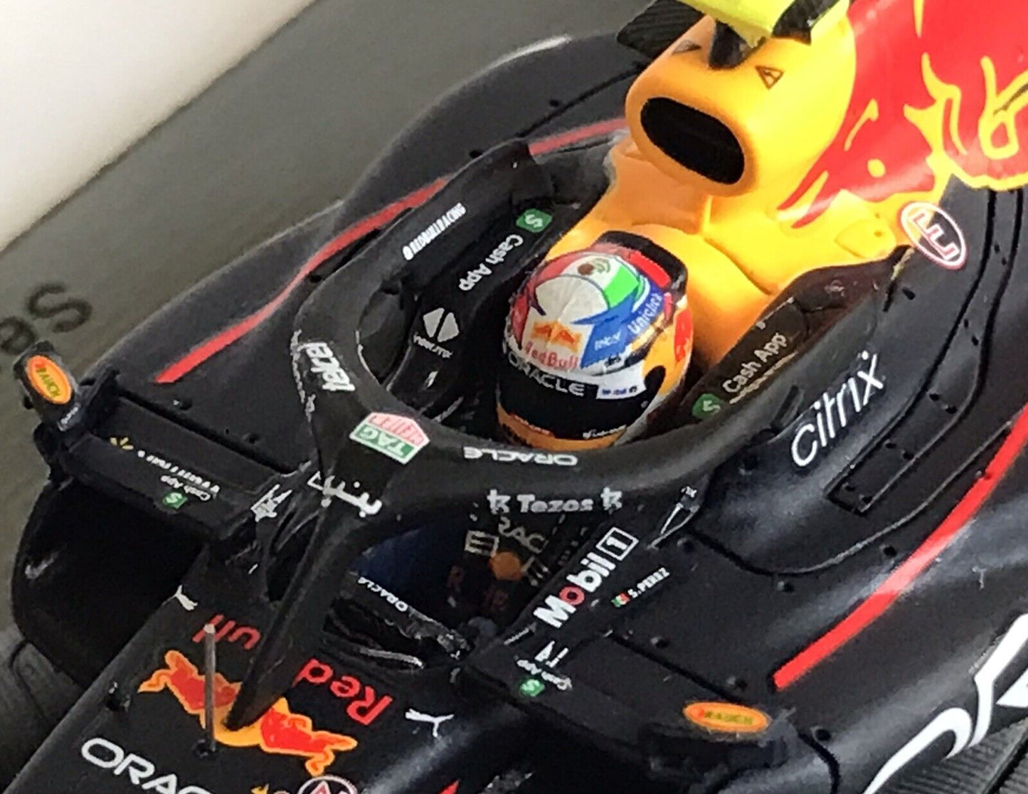 Sergio Perez Red Bull RB18 GP de Arabia Saudita 2022 Spark 1/43