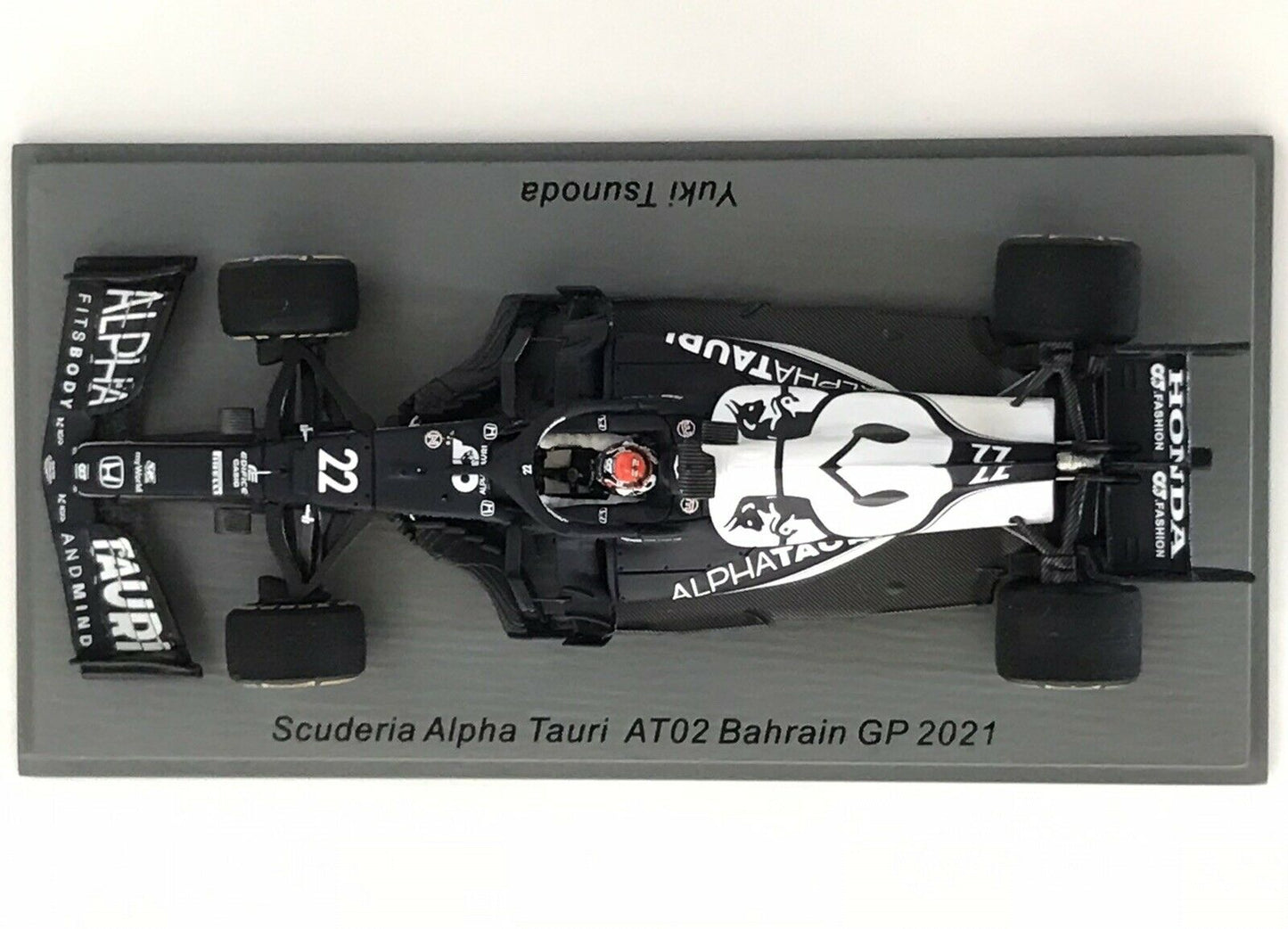 Yuki Tsunoda #22 Alpha Tauri AT02 Bahrain Gp 2021 Spark 1/43