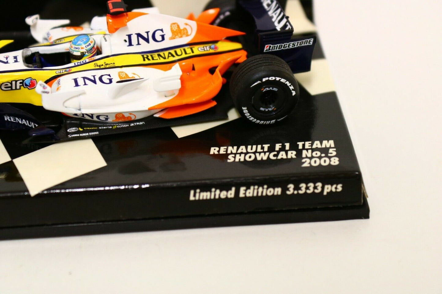 Fernando Alonso #5 Renault F1 Team Showcar 2008 Minichamps 1/43