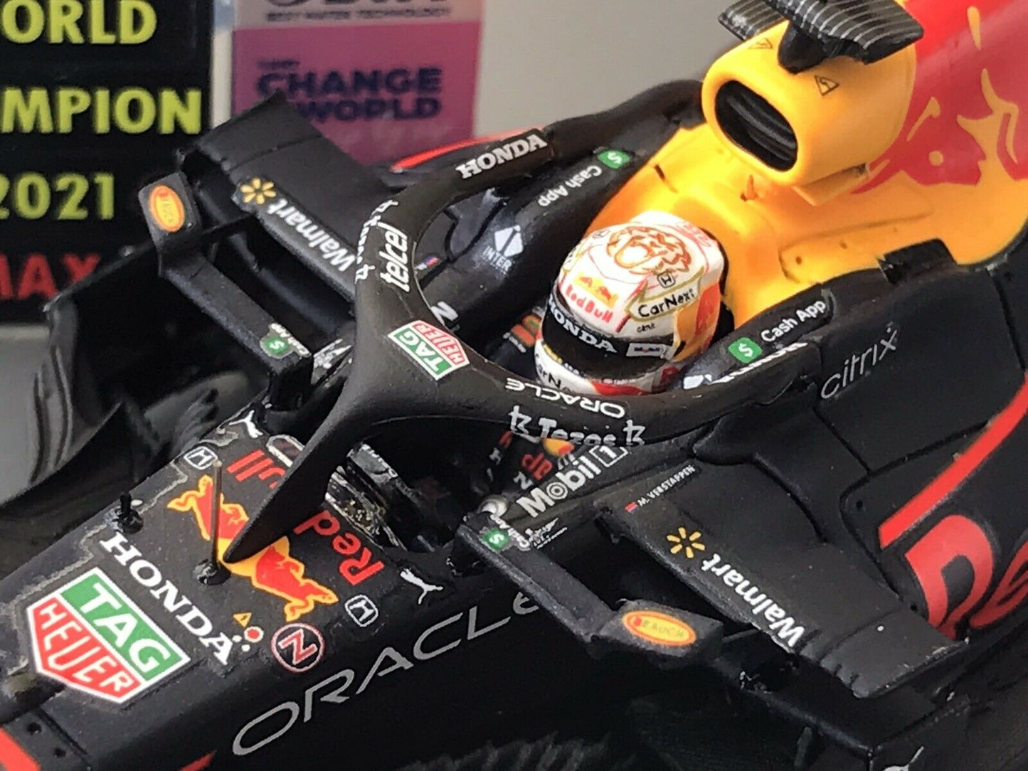 Max Verstappen Red Bull RB16B Winner Abu Dhabi GP 2021 Spark 1/43