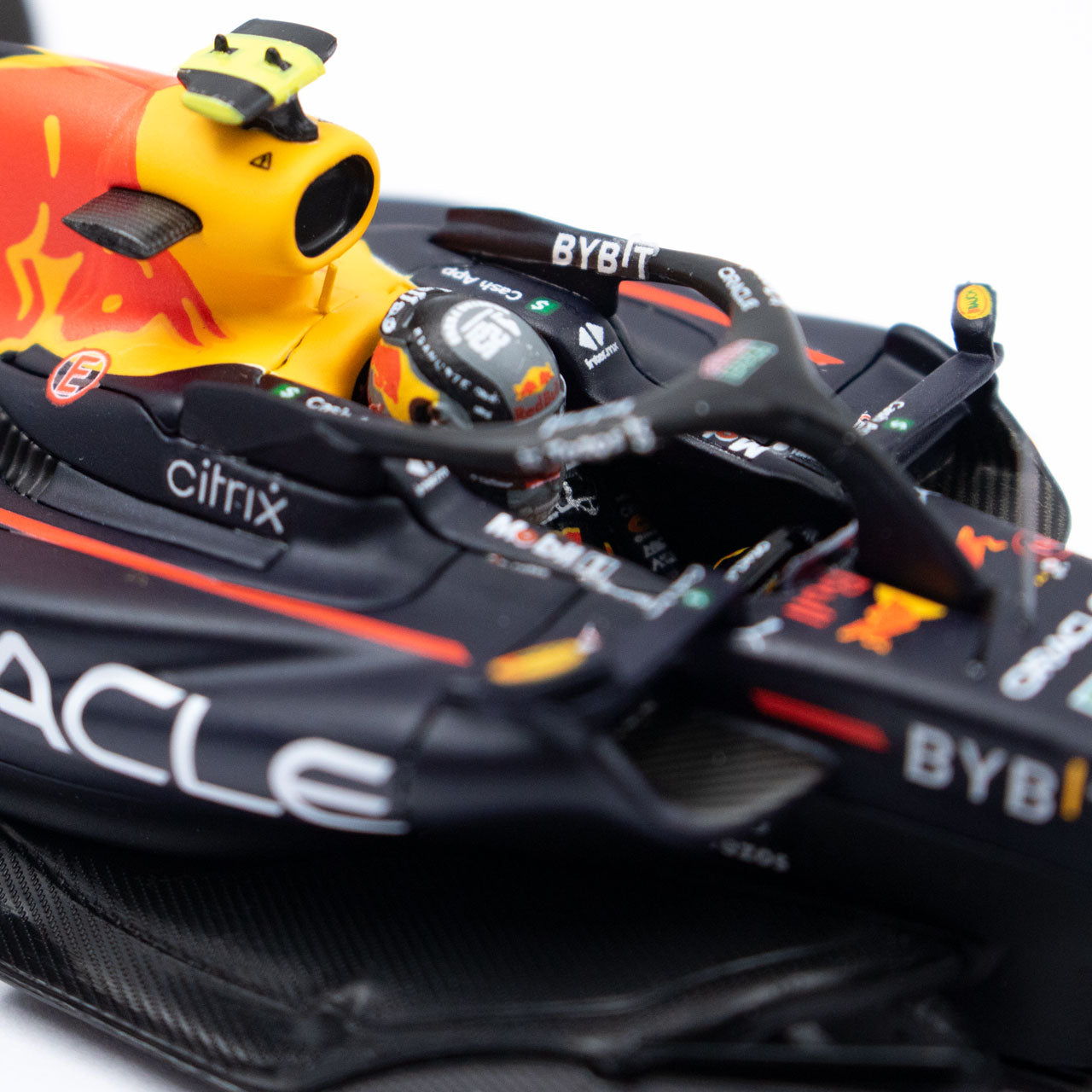 Sergio Perez Red Bull RB18 GP de Monaco 2022 Minichamps 1/43